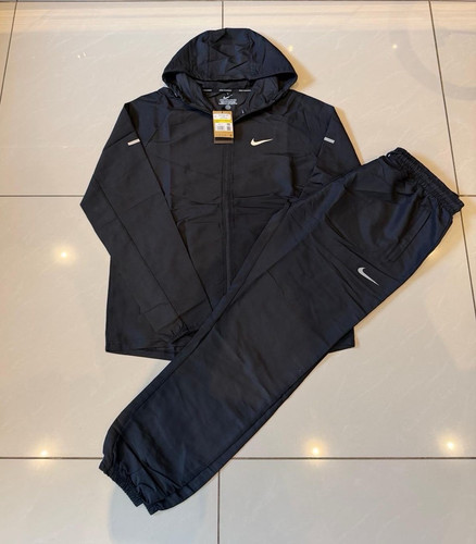 Nike men black hooded - men’s,