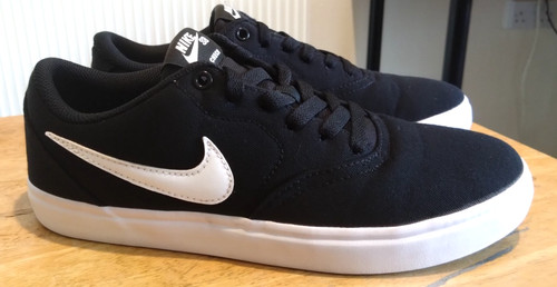 Nike check solarsoft - nike,