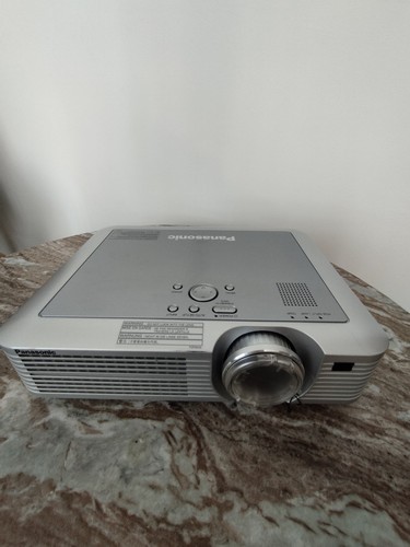 Panasonic projector lc75e - panasonic, pt-lc75e