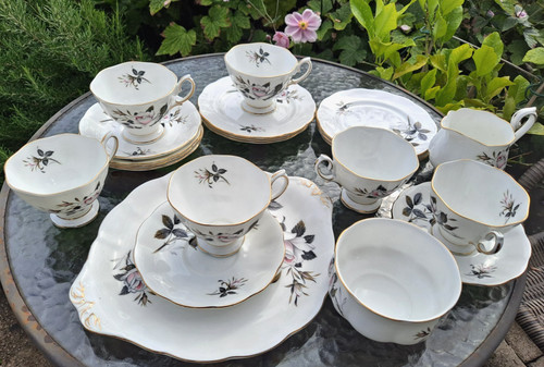 Royal albert queens messenger - royal,