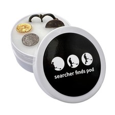 Searcher metal detecting Finds