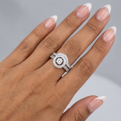 Side stone engagement - side,
