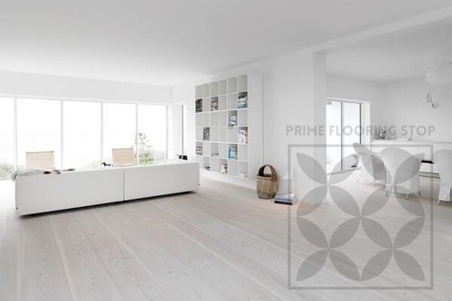 Sample engineered oak wood - oak,