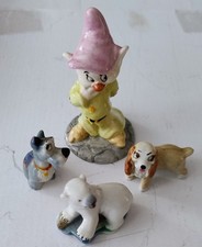 ROYAL DAULTON SNOW WHITE-DOPEY AND 3 WADE ITEMS ALL IN GREAT CONDITION