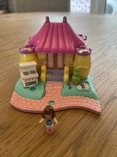 Super Rare Vintage Bouncy Castle Polly Pocket Complete With Figure
