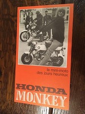 Honda Z50M French Sales Brochure .Perfect Condition. Has dealer stamp.