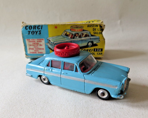 Corgi toys 236 austin - corgi,