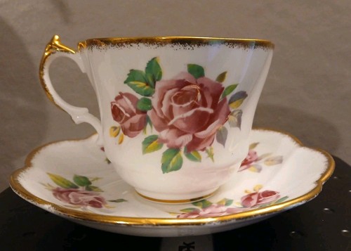 Tea cup and saucer salisbury - saucer,,