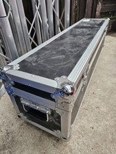 Folding Frame Projector front