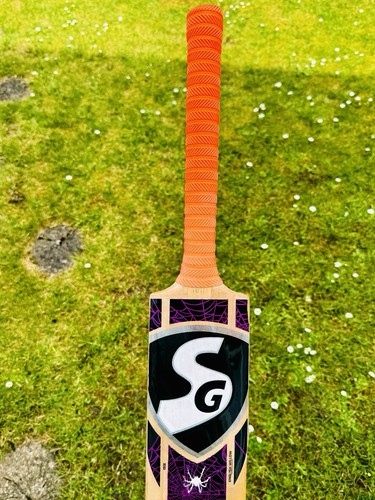 English willow cricket bat - cricket,