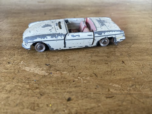 Dinky toys mgb roadster - dinky,