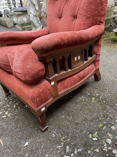 Good arts and crafts style - and,