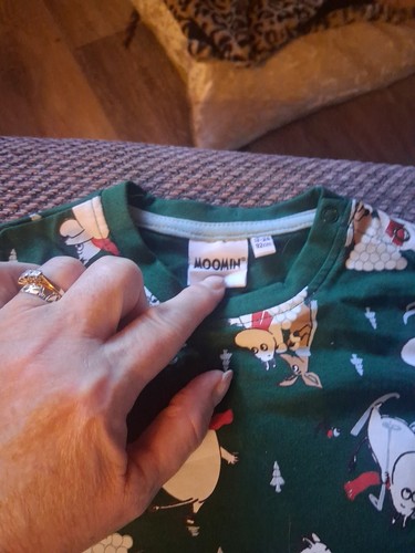 Xmas moomin tops size - x,