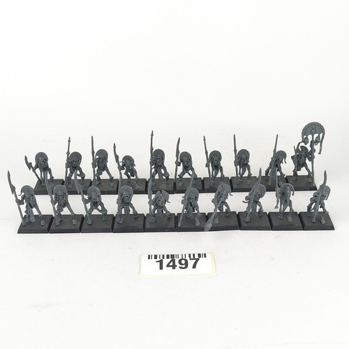 Tomb kings guard - tomb,