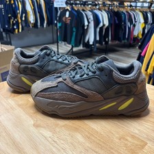 Adidas Yeezy Boost 700 V2