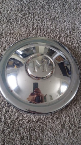 Morris minor hub cap - minor,