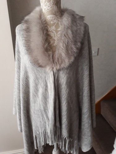 Bnwt ladies grey fur collared - ladies,
