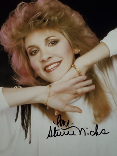Stevie nicks autographed - stevie,