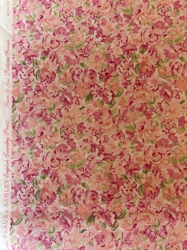 Fabric vtg authentic laura - vtg,