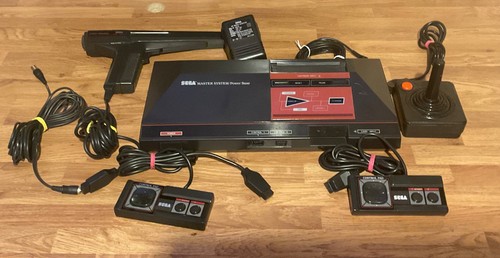 Sega master system console - sega,