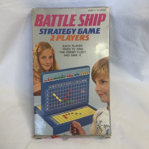 Vintage battleship travel game - battleship,