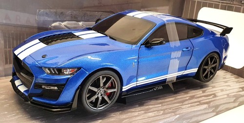 Solido scale diecast - 1/18,