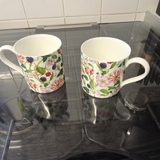 2x Ludlow Pottery Mugs, Bone