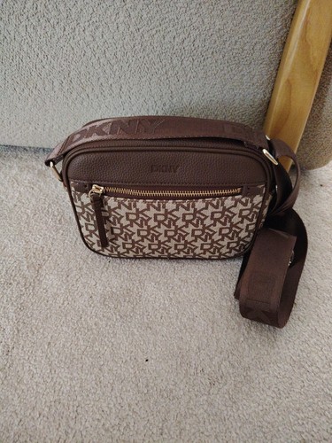 Dkny brown beige logo - /beige,