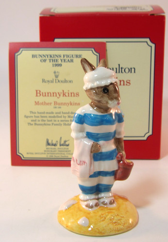 Royal doulton mother bunnykins - royal,