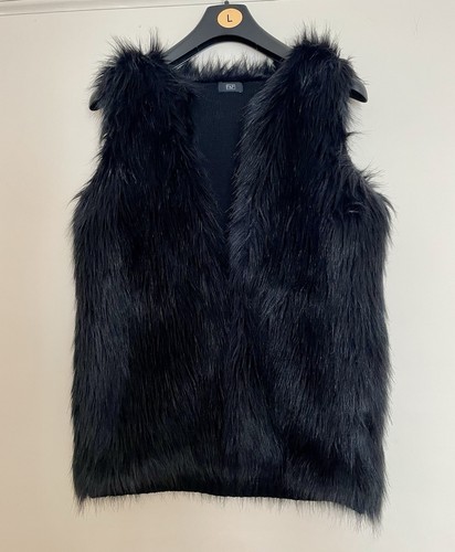 Black faux fur gilet - black, size
