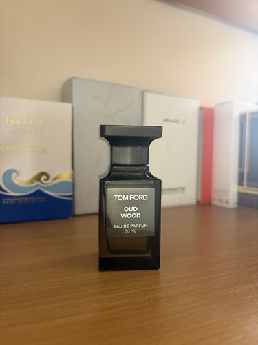 Authentic oud wood eau de - wood,