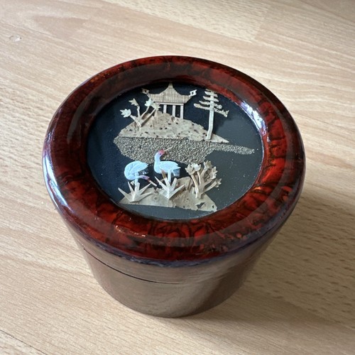 Vintage diorama round small - vintage,