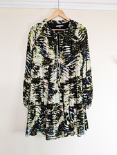 Oliver Bonas Green Textured