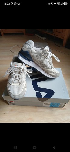 Fila trainers good used - in,