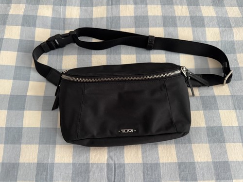 Tumi belt bag - sling,, black
