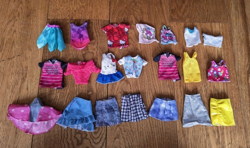 Large collection barbie - of,