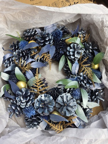 Blue luxury christmas wreath - luxury,