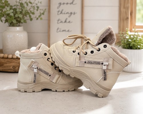 Nwt beige platform - beige, snow