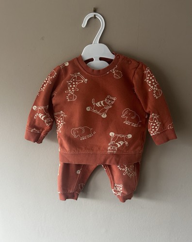 Baby boys 9 months - 6-9,
