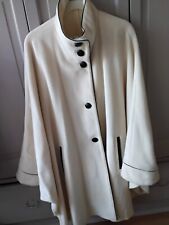 Fabulous Winter White GABRELIA BENNELLI Italian Wool Cape