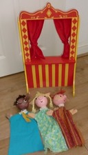 Children's Role Play Activity Wooden Puppet Theatre +3 Handmade Puppets