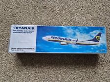 1:200 RYANAIR BOEING 737-800 PLASTIC SNAP FIT MODEL AIRCRAFT PREMIER SM737-6N