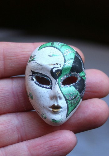 Vintage 1980s venetian - vintage,