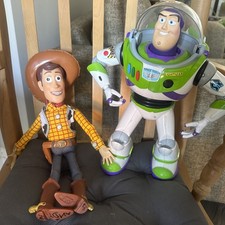 Toy Story Thinkway Toys Woody And Buzz Interactive Talking Action Figures