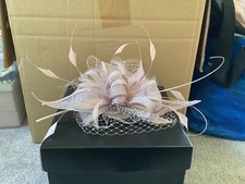 Bespoke Dusky Pink Fascinator + Netting Gems + Feathers Worn Once RRP £150