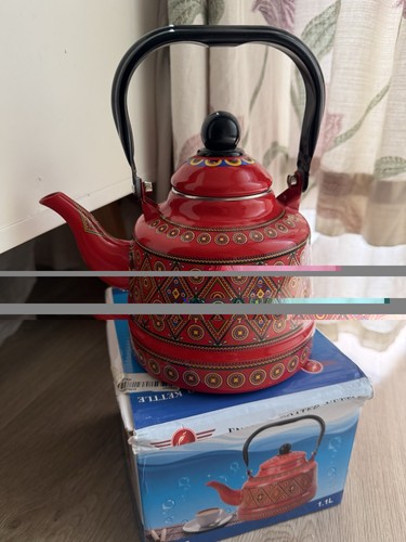 Thickened red enamel water - thickened,