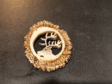Vintage Deer / Stag Horn Antler carved brooch reindeer 4cm Diameter
