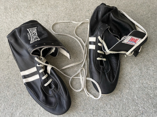 Pair vintage lonsdale - pair,