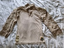 US MARINES USMC DESERT MARPAT FROG COMBAT SHIRT. SMALL-REGULAR.