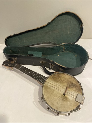 Antique banjo ukulele